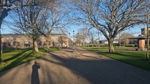 Dean’s Lamp/Fountain - Image 2