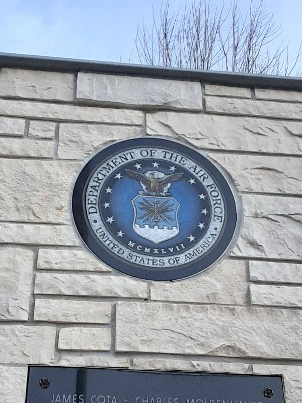 Mayville Veterans Memorial - Image 1