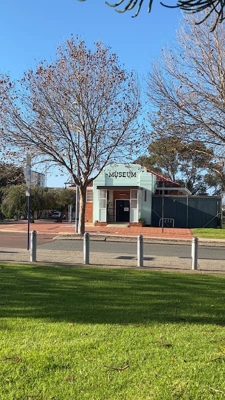 The Rockingham Museum - Image 2