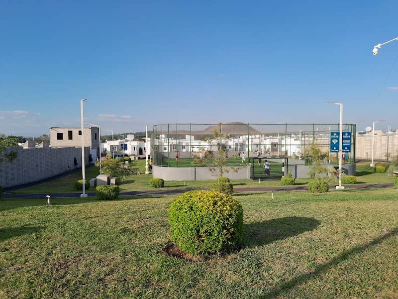 Parque recreativo Quartier 4 - Image 1