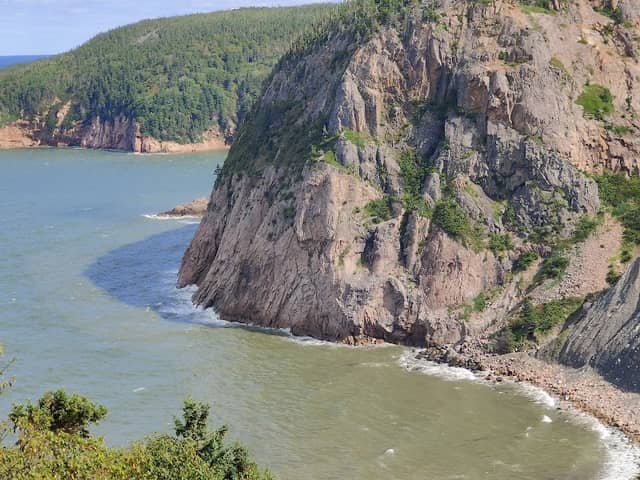 Lookout Point (No Parking) - Image 2