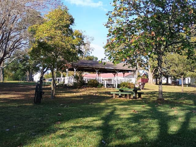 New Brockton City Park - Image 1