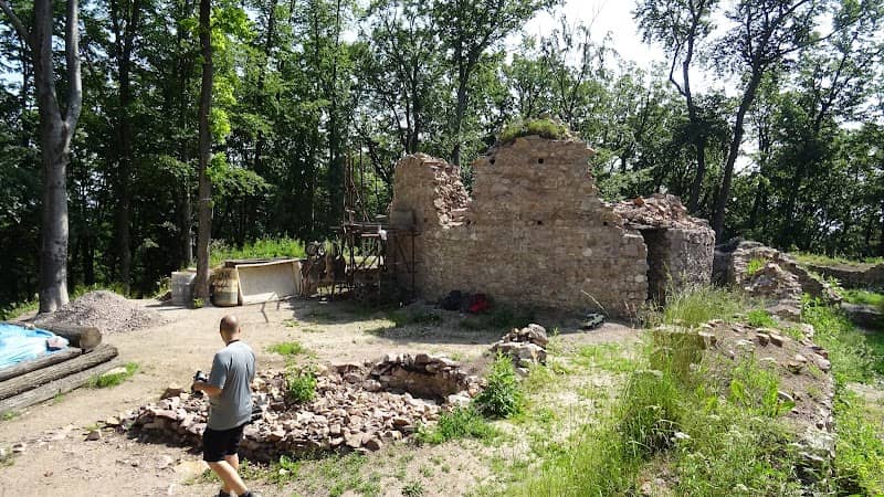 Obišovský hrad - Image 1