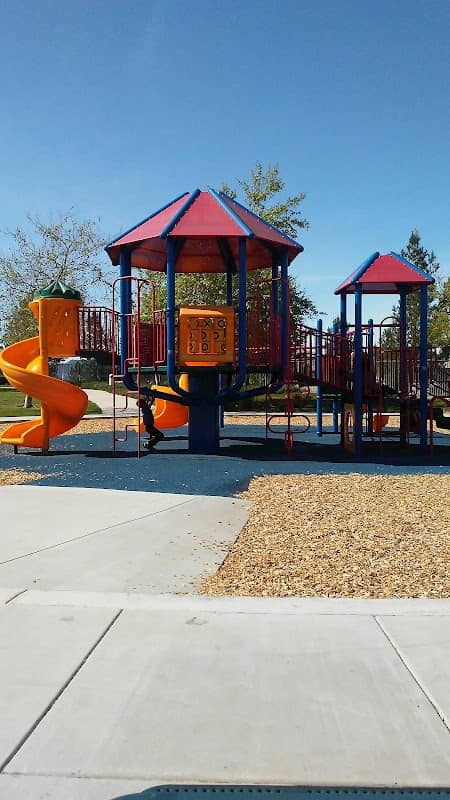 Autumn Breeze Park, Valley-Wide Recreation and Park District - Image 3