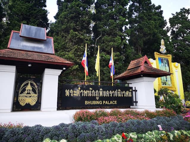 Bhubing Palace - Image 2