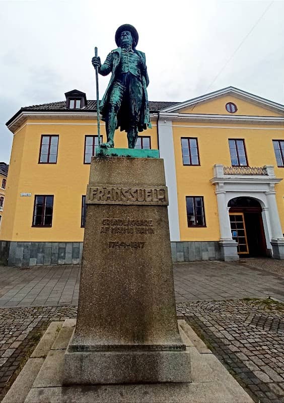 Frans Suell Monument - Image 2