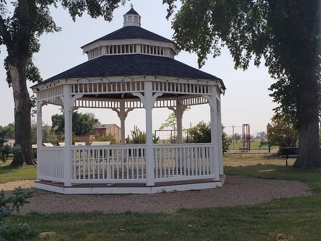 Gazebo & Outdoor Seating - Image 1