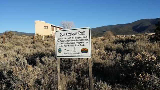 Dos Arroyos Walking Trail - Image 1
