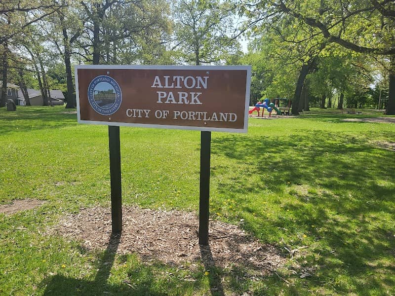Alton park - Image 2