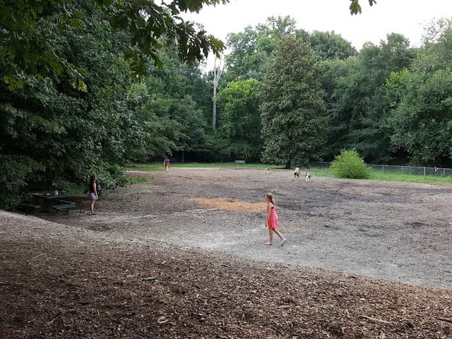 Oakhurst Dog Park - Image 1
