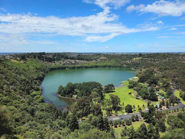Potters Point Lookout - Image 1