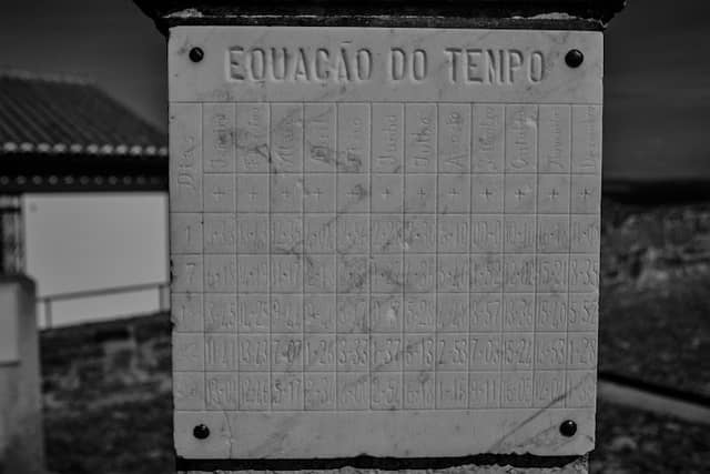 Equação do Tempo - Image 1