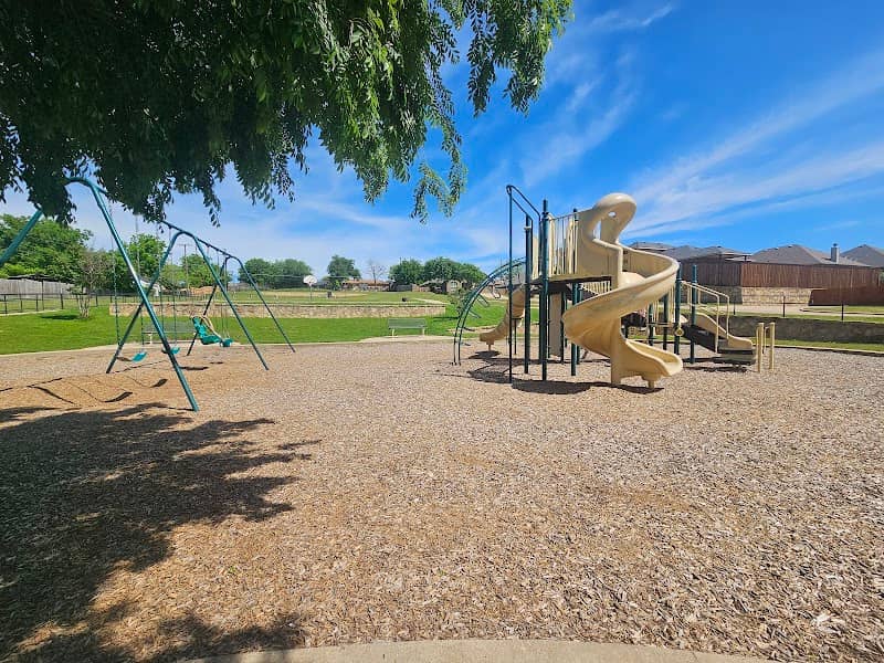 Grandlake Park - Image 1