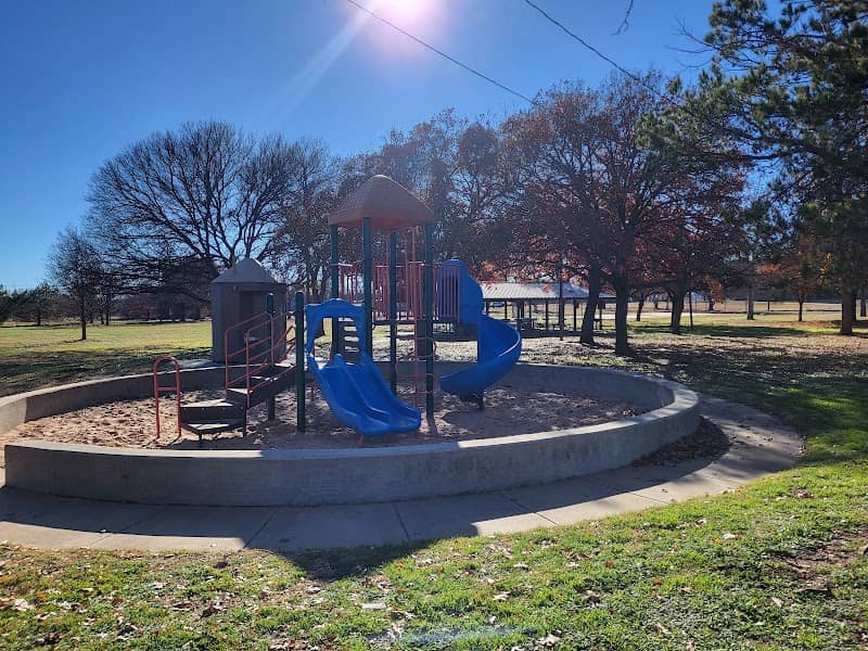 Jalonick Park - Image 2