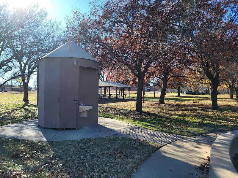 Jalonick Park - Image 1