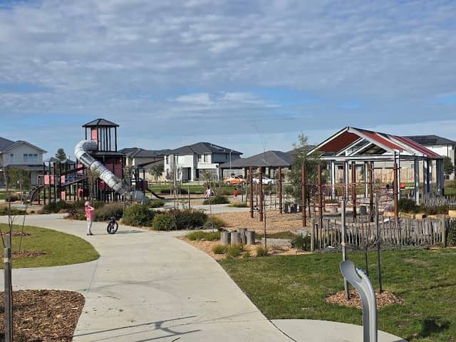 Riverfield Park Playground - Image 1
