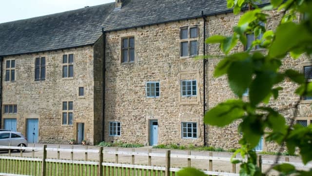 4 Stable Yard Cottage - Image 1