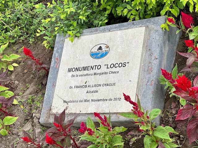 Monumento "Locos" - Image 1