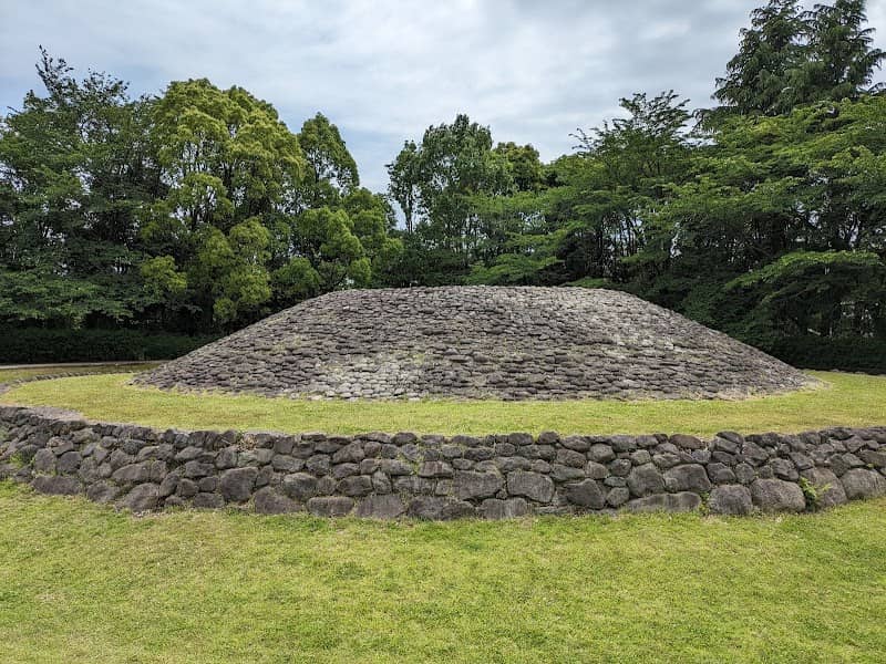 1号墳復原古墳 - Image 1