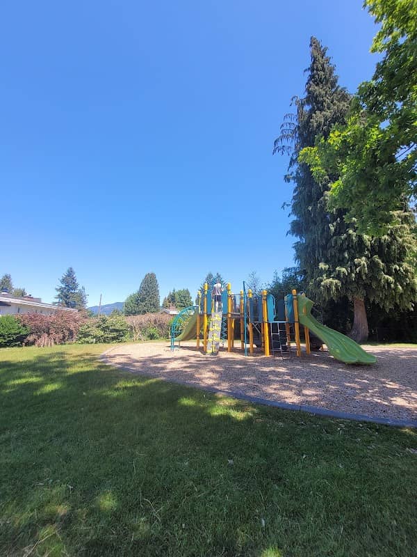Crestwood Park - Image 1