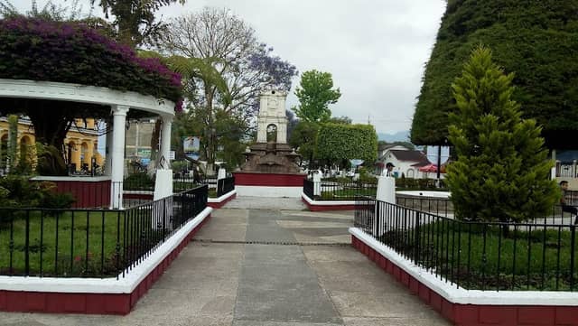 Parque Central La Paz Cobán - Image 2