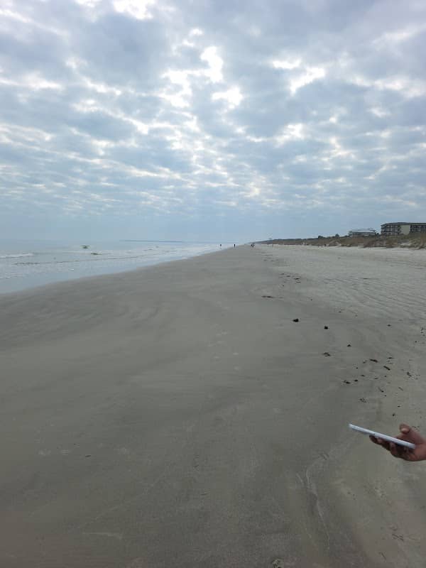 Jeklly Island Beach - Image 2