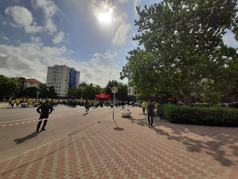 Сквер им. Гейдара Алиева - Image 1