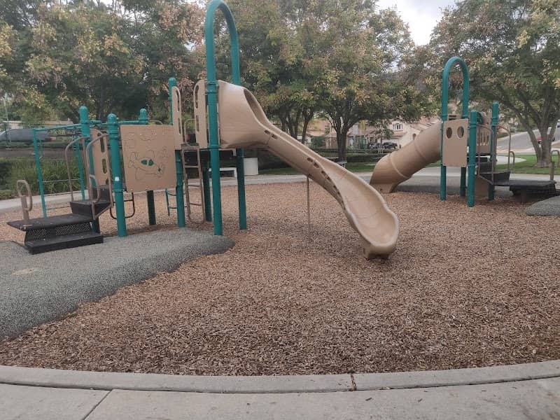 Amigo Park - Image 1