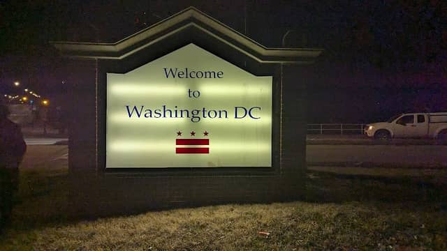 Welcome to Washington DC sign - Image 1