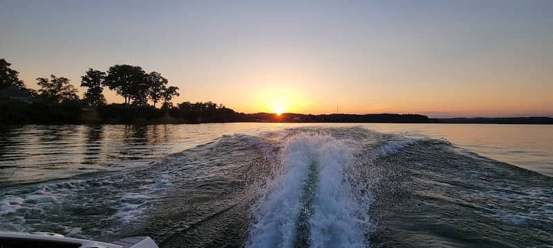Douglas lake - Image 3