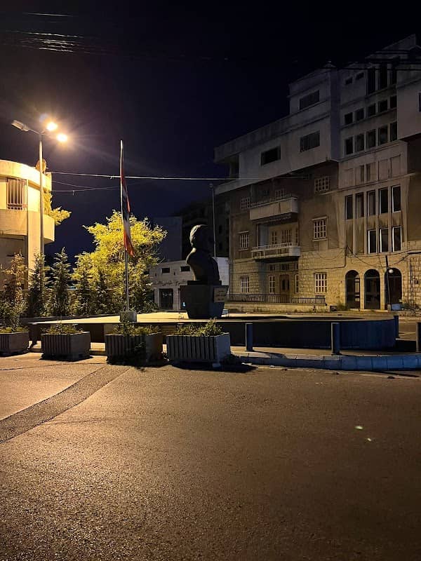 Camille Chamoun's statue - Image 1