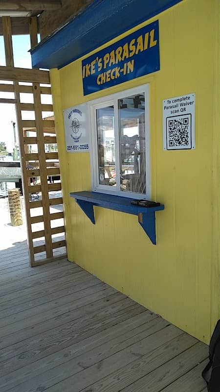 Ike's parasail and dock store - Image 2