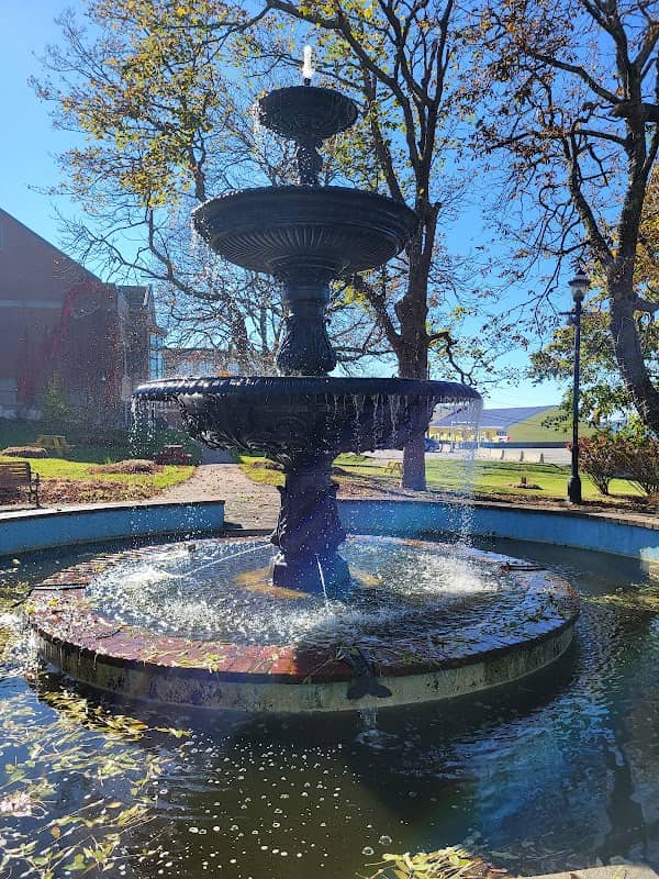 Frost Park - Image 1