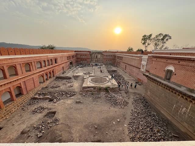 Holkar Wada - Image 1