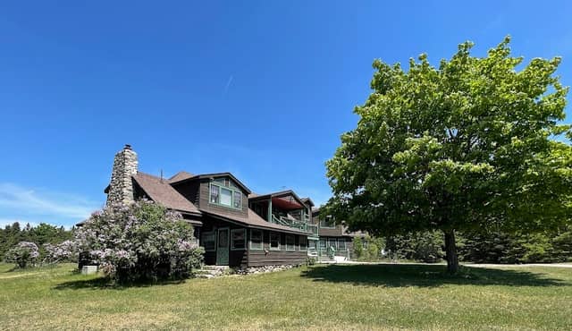 The Hideaway at Bois Blanc Island Bed and Breakfast - Image 1
