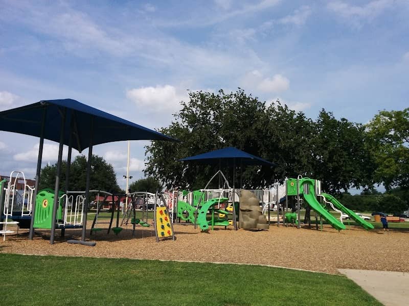 Olde City Park - Image 1