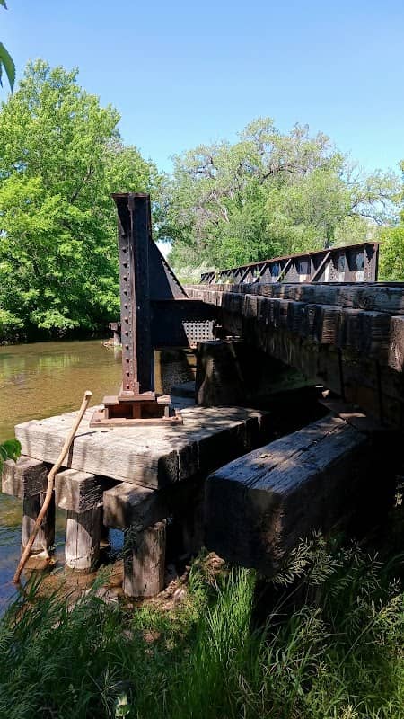 Vintage Railroad Bridge - Image 1
