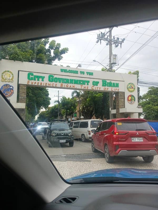 City Government of Biñan Welcome Arch - Image 1