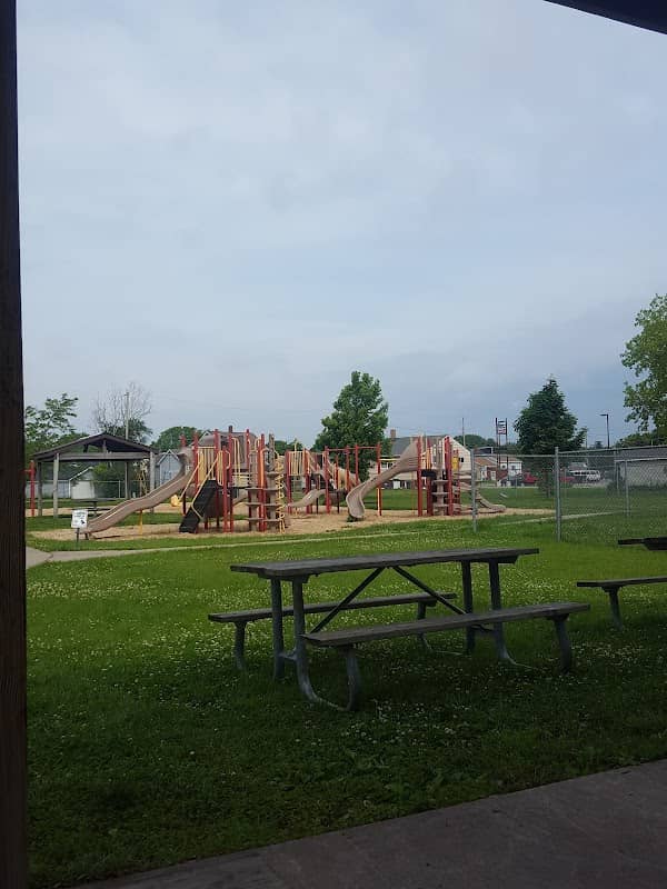 Fred Carney Park - Image 2