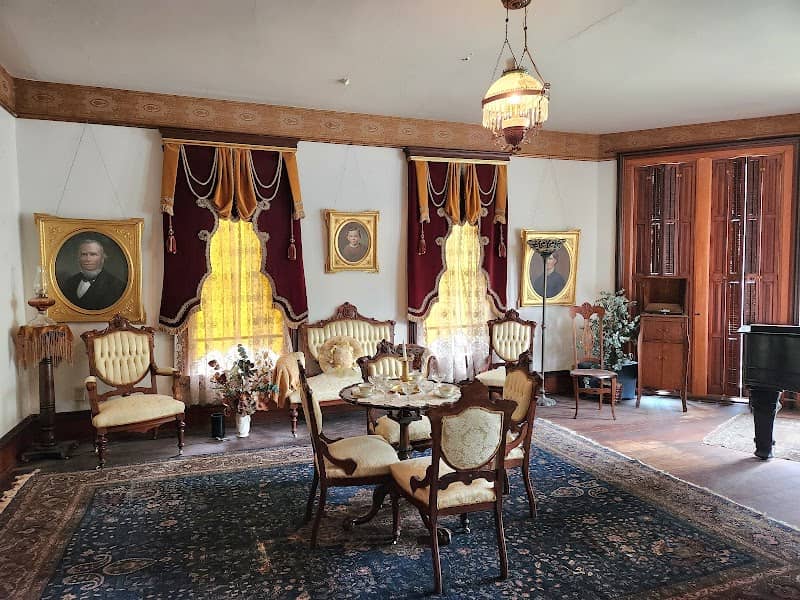 Brown-Carson House - Image 3