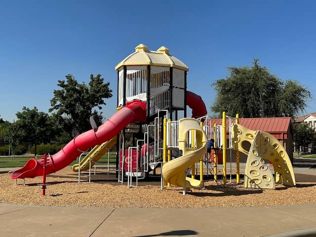 Festersen Park - Image 1