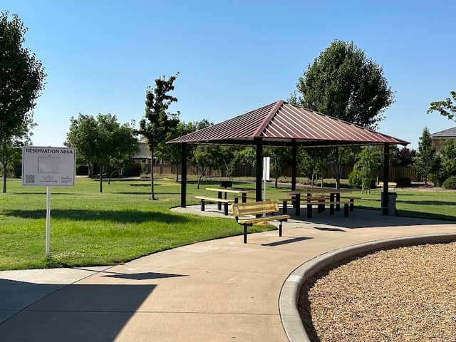 Festersen Park - Image 3