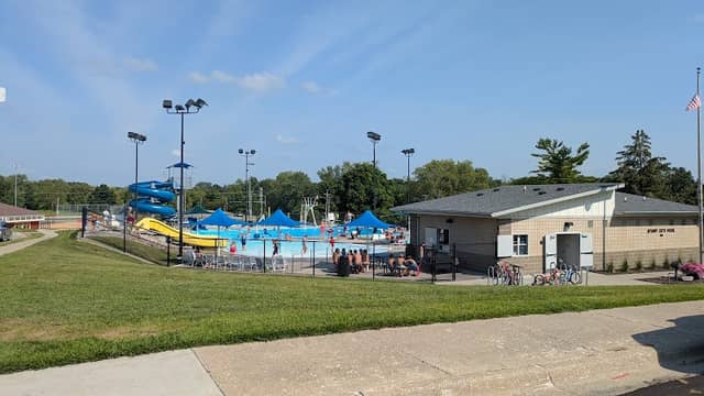 Story City Pool - Image 1