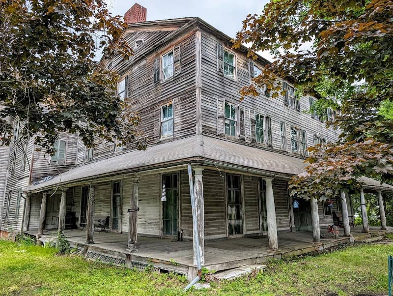 Old Bennington Historic District - Image 3