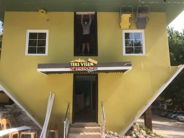 Ters Villa Upside Down - Image 1