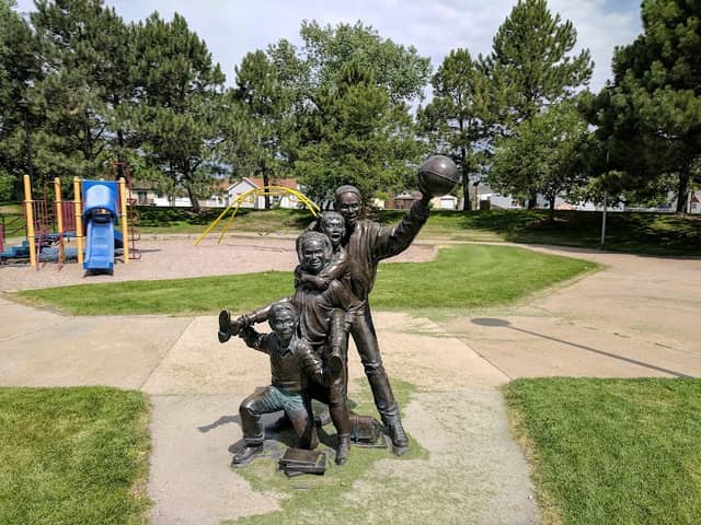 Lincoln Park - Image 3