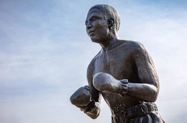 Davey Moore Statue - Image 1