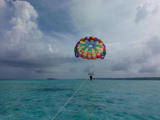 Richie Parasail - Image 1