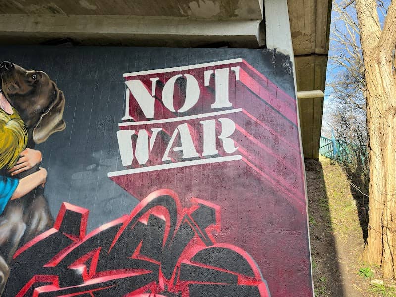Freischuetz Graffiti "Make Love, Not War" - Image 3