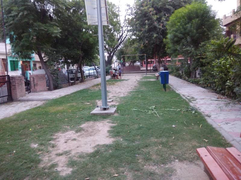 Park 1 - Image 2